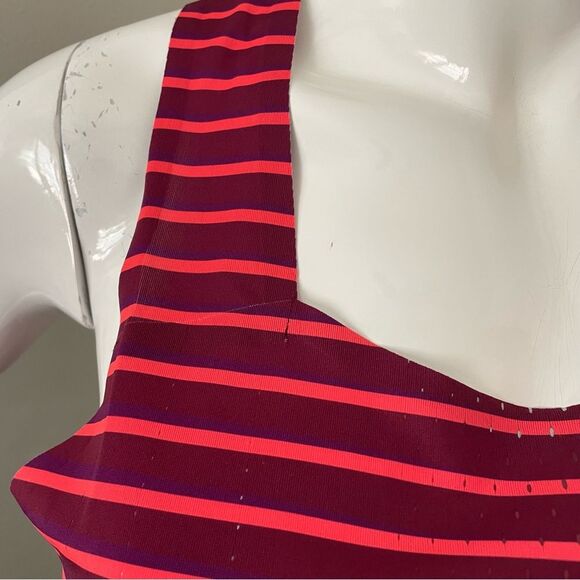 Nike Dri-Fit Adv Aeroswift Running Slim Fit Singlet Women’s Sz Large - Picture 3 of 13